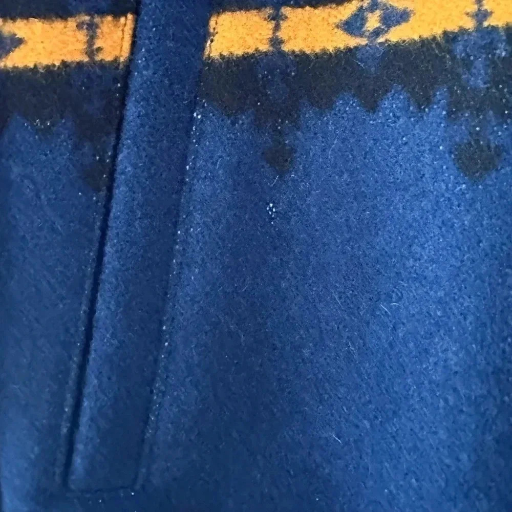 Pendleton Blue Jacket With Multicolor Pattern - image 6